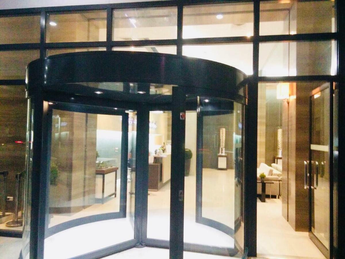 The Sentinel Residences Suite Manila Bagian luar foto